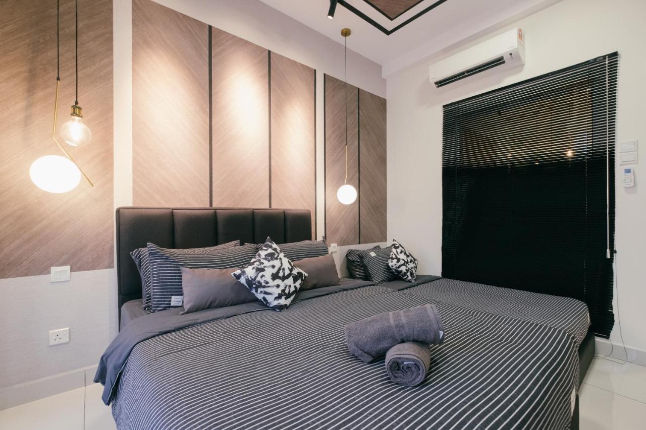Arte Mont Kiara 3pax Jacuzzi Pool Gym Near Mitec Matrade Apartment Kuala Lumpur